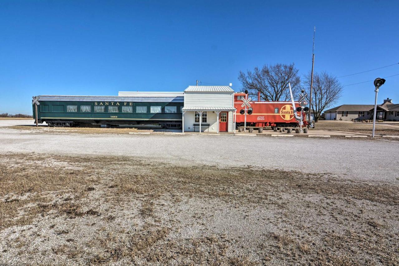Unique Joplin Gem Converted Train Car Studio المظهر الخارجي الصورة