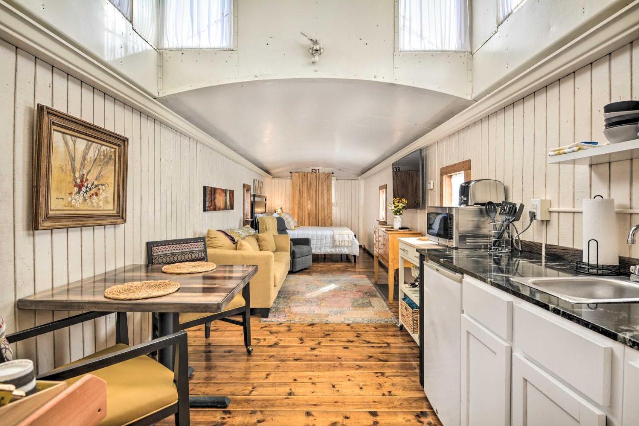 Unique Joplin Gem Converted Train Car Studio المظهر الخارجي الصورة