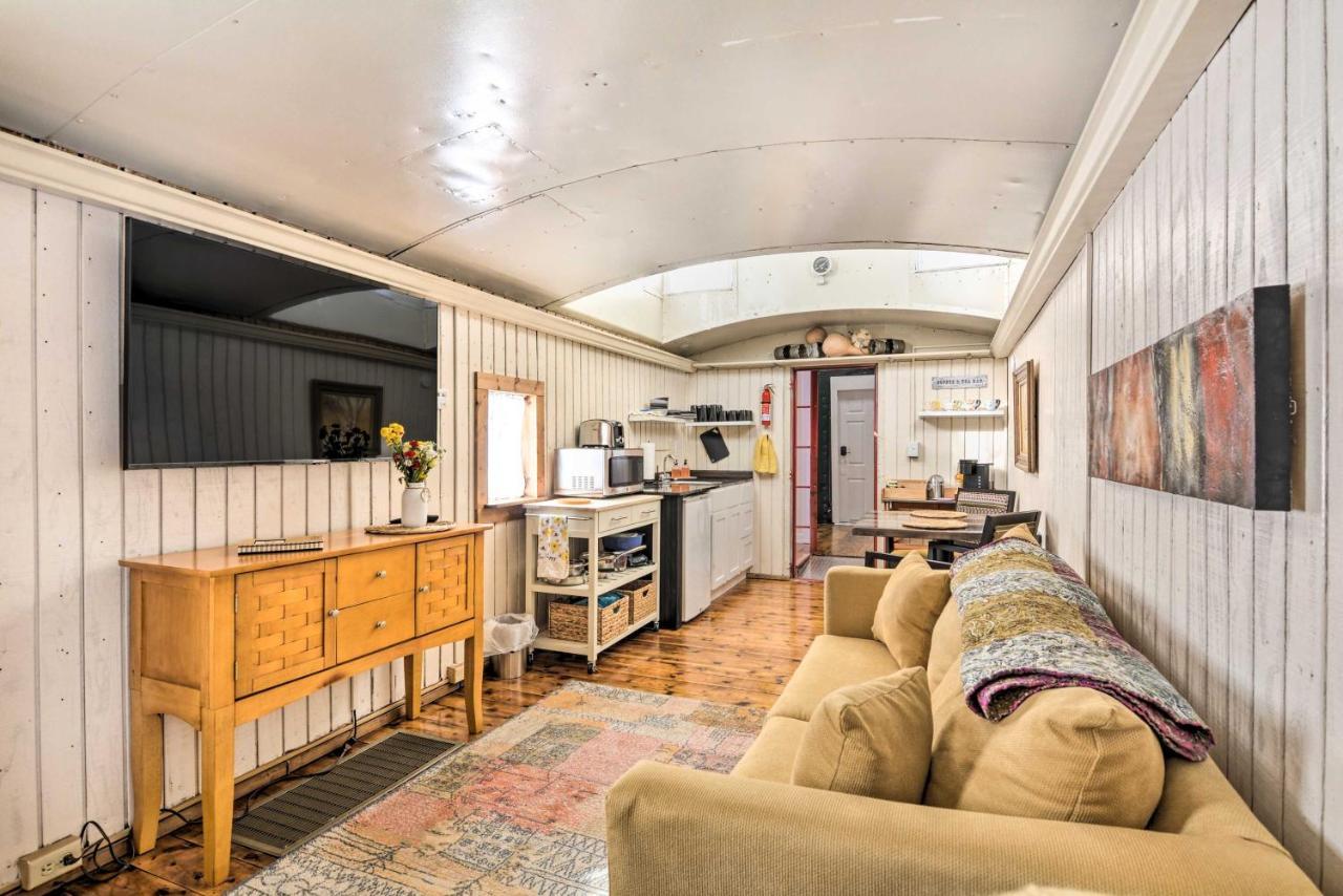 Unique Joplin Gem Converted Train Car Studio المظهر الخارجي الصورة